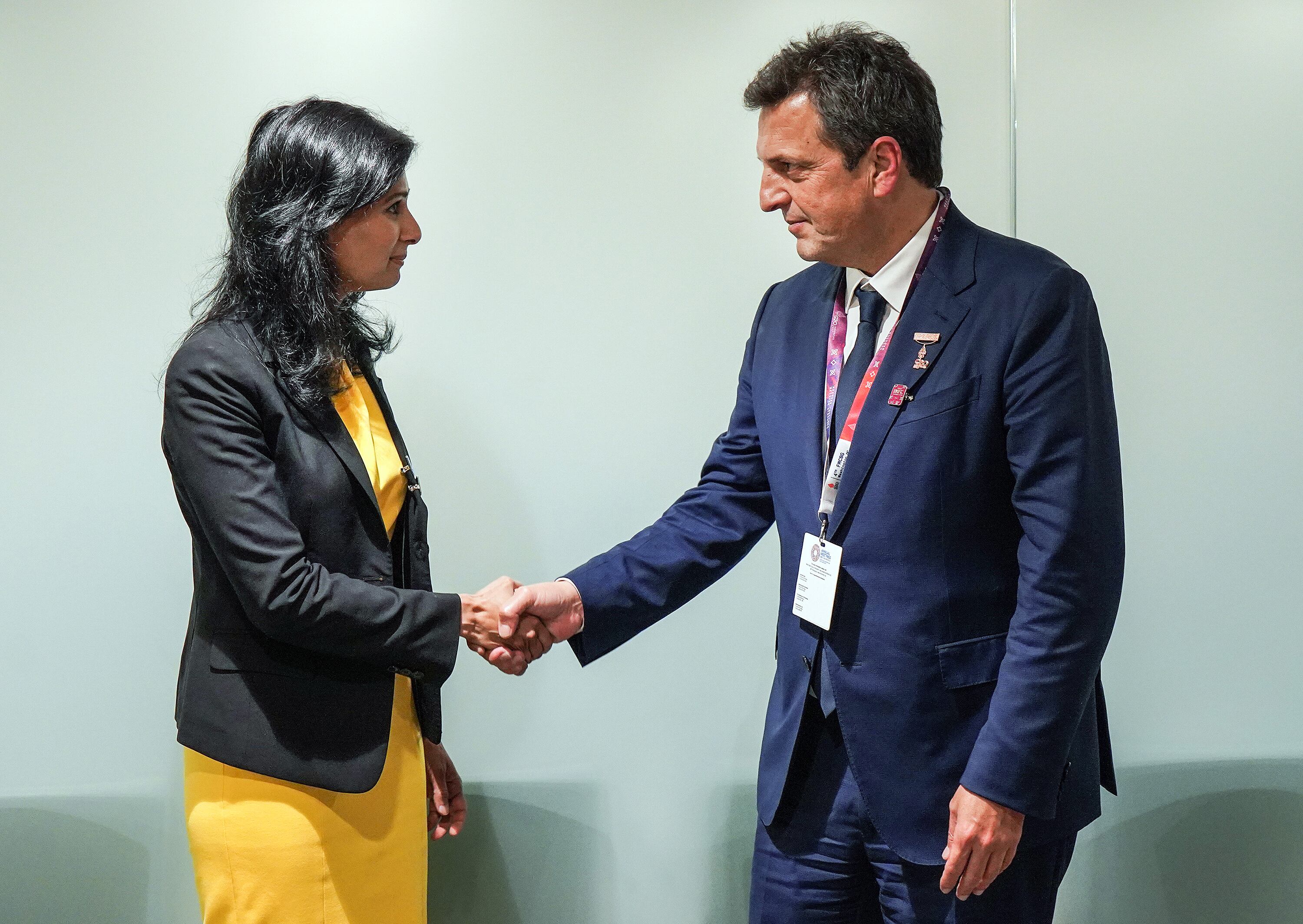 Sergio Massa y Gita Gopinat, subdirectora gerente del FMI. Un encuentro en tiempo pasado
