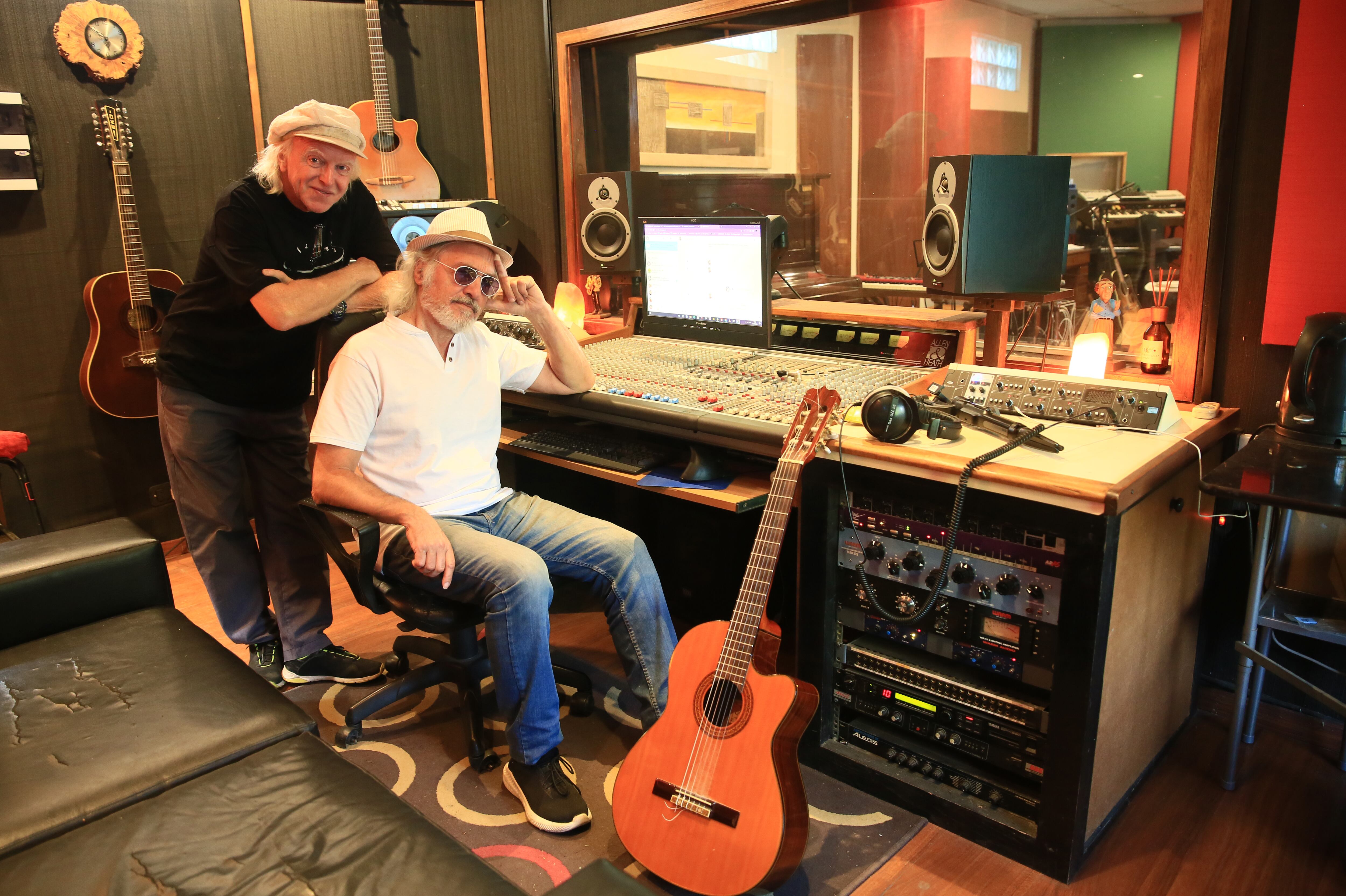 Miguel Cantilo y Jorge Durietz.