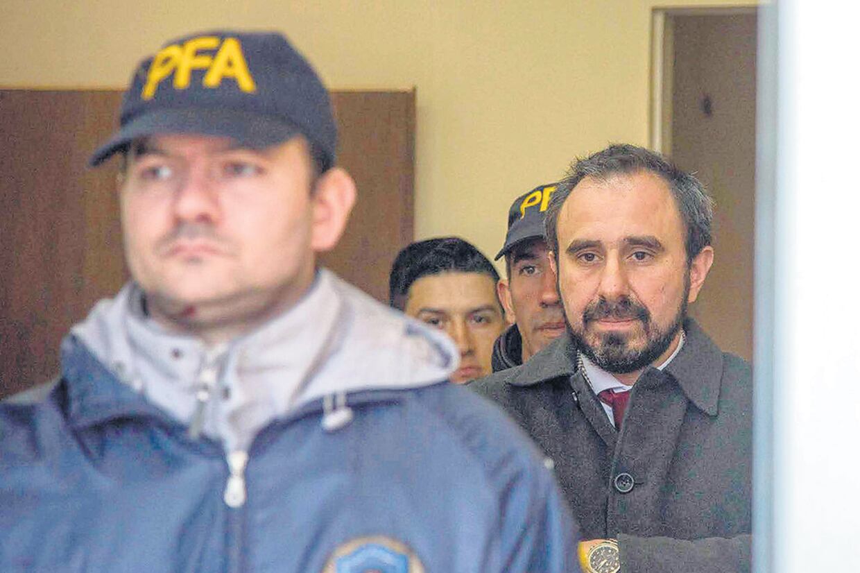 Tras casi dos meses al frente de la causa en los cuales siempre se inclinó por desvincular a la Gendarmería, Otranto fue apartado.