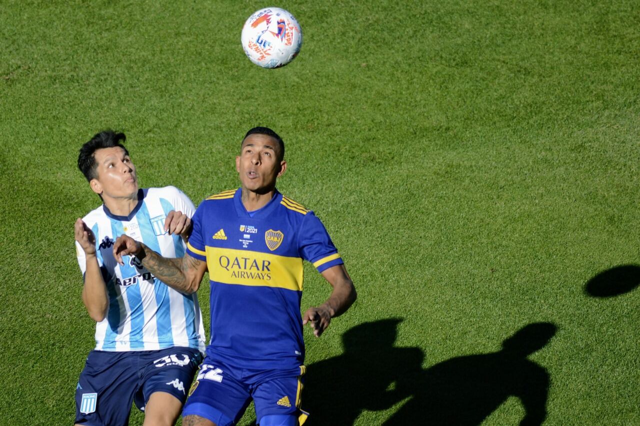 Sigali disputa la pelea con Villa, en 2021.