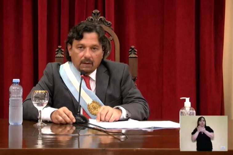 Gustavo Sáenz durante el discurso de apertura de sesiones del 2020