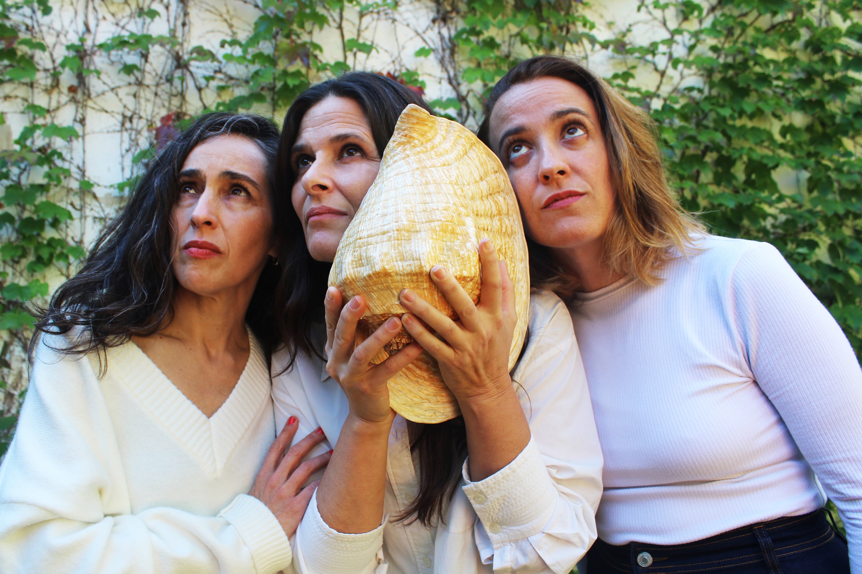 "Las tres se ven modificadas constantemente: es un debate sin fin, sin solución, es tan grande y tan doloroso lo que sucedió"