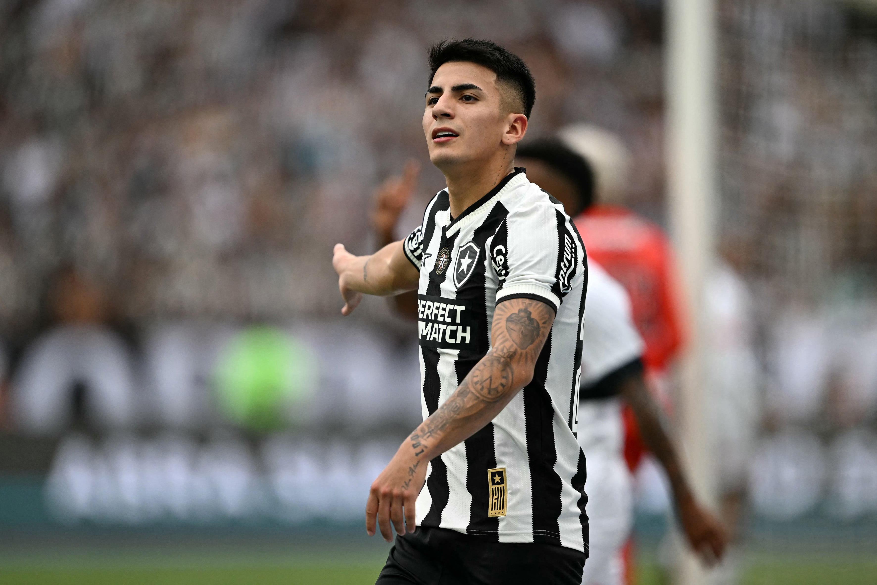 Almada llegó este año a Botafogo