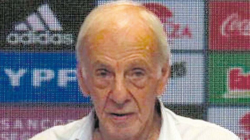 César Luis Menotti, director de selecciones nacionales, dijo que "el objetivo es el Mundial".