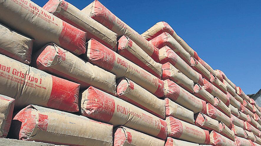 La construcción, en especial la obra pública, permite una mejora en rubros fabriles.