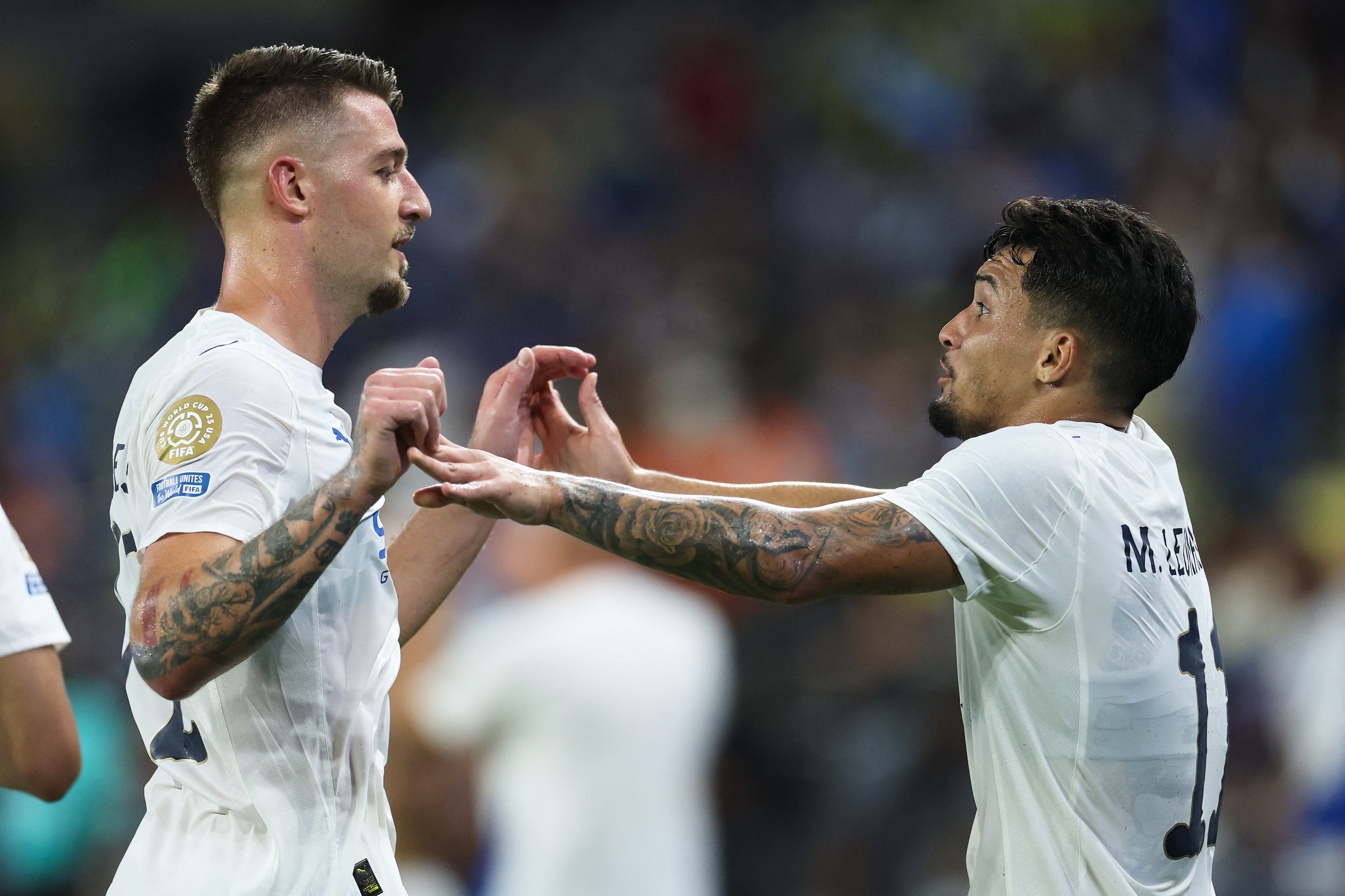 Los árabes siguen adelante en el torneo