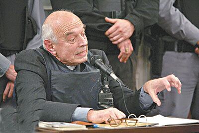 El cura Christian Von Wernich condenado por delitos de lesa humanidad.