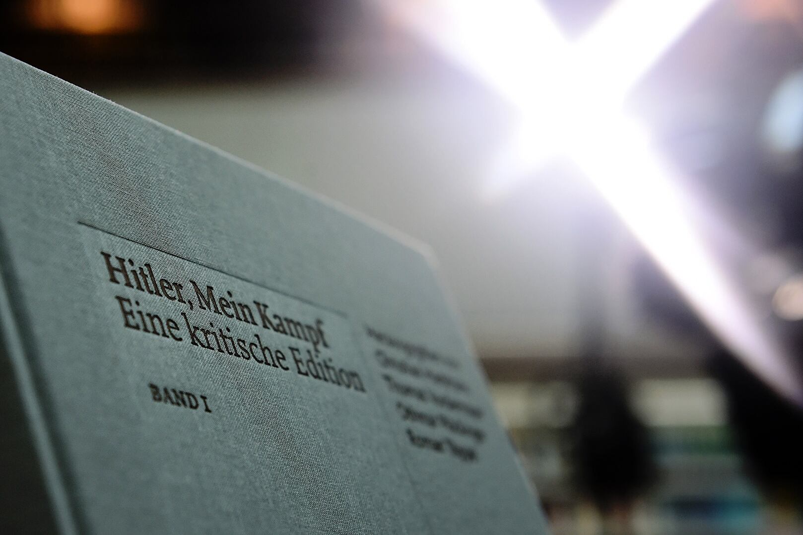 Mein Kampf (Mi lucha) pasó a dominio público setenta años después de la muerte de su autor.