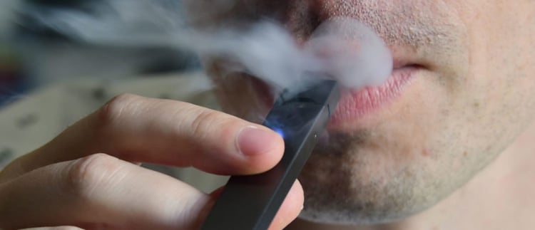 El cigarrillo electrónico es una industria que mueve millones en los Estados Unidos