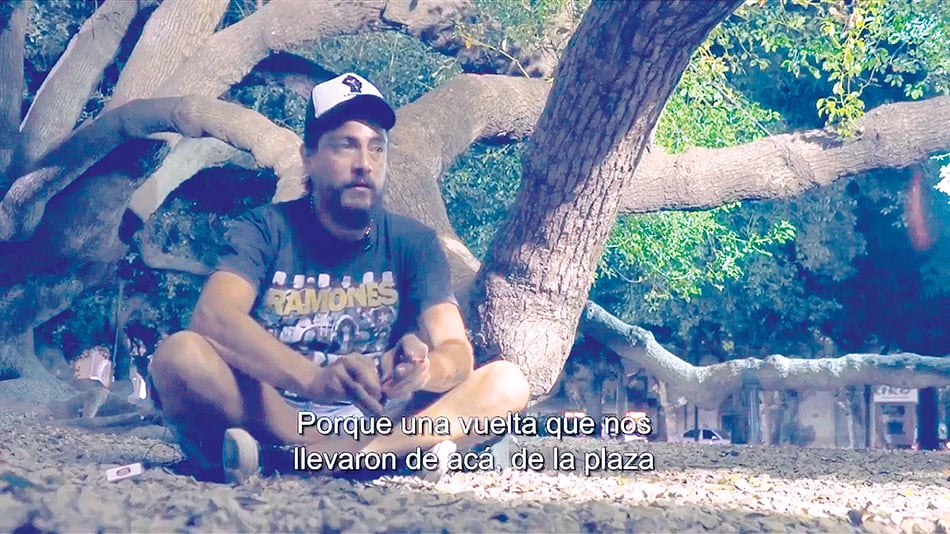 El rodaje comenzó en febrero en 25 de Mayo, la ciudad natal de Santiago.