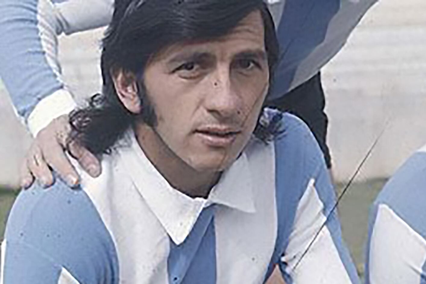 El ex delantero Oscar Fornari.
