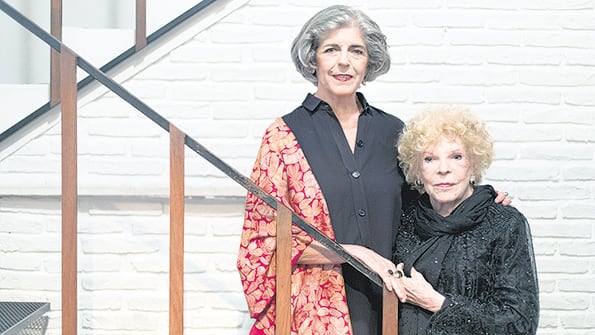 “Cantamos tangos”, dicen a modo de declaración de principios, aunque sus repertorios son muy distintos.