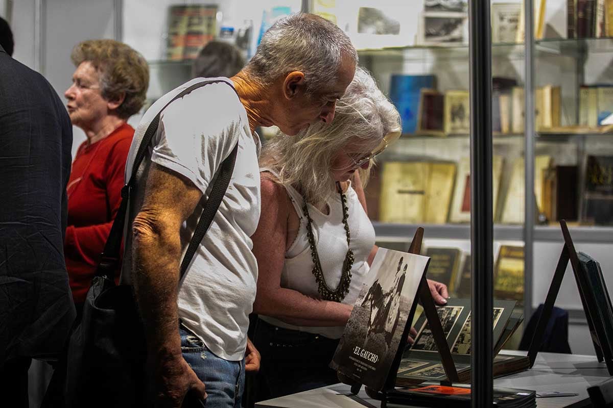 Habrá mesas redondas y los encuadernadores e impresores exhibirán sus prácticas ante el público