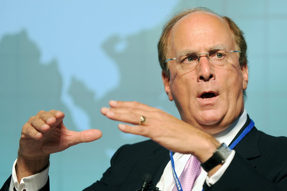 El CEO de BlackRock, Larry Fink, se entrevistó con Mauricio Macri cuando era Presidente de la Nación y su gobierno era un endeudador a toda velocidad. 