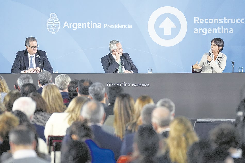Alberto Fernández en el acto de presentación de los nuevos billetes.