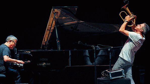 Fresu supo nutrirse de las tradiciones musicales balcánica, vietnamita, africana y bretona.