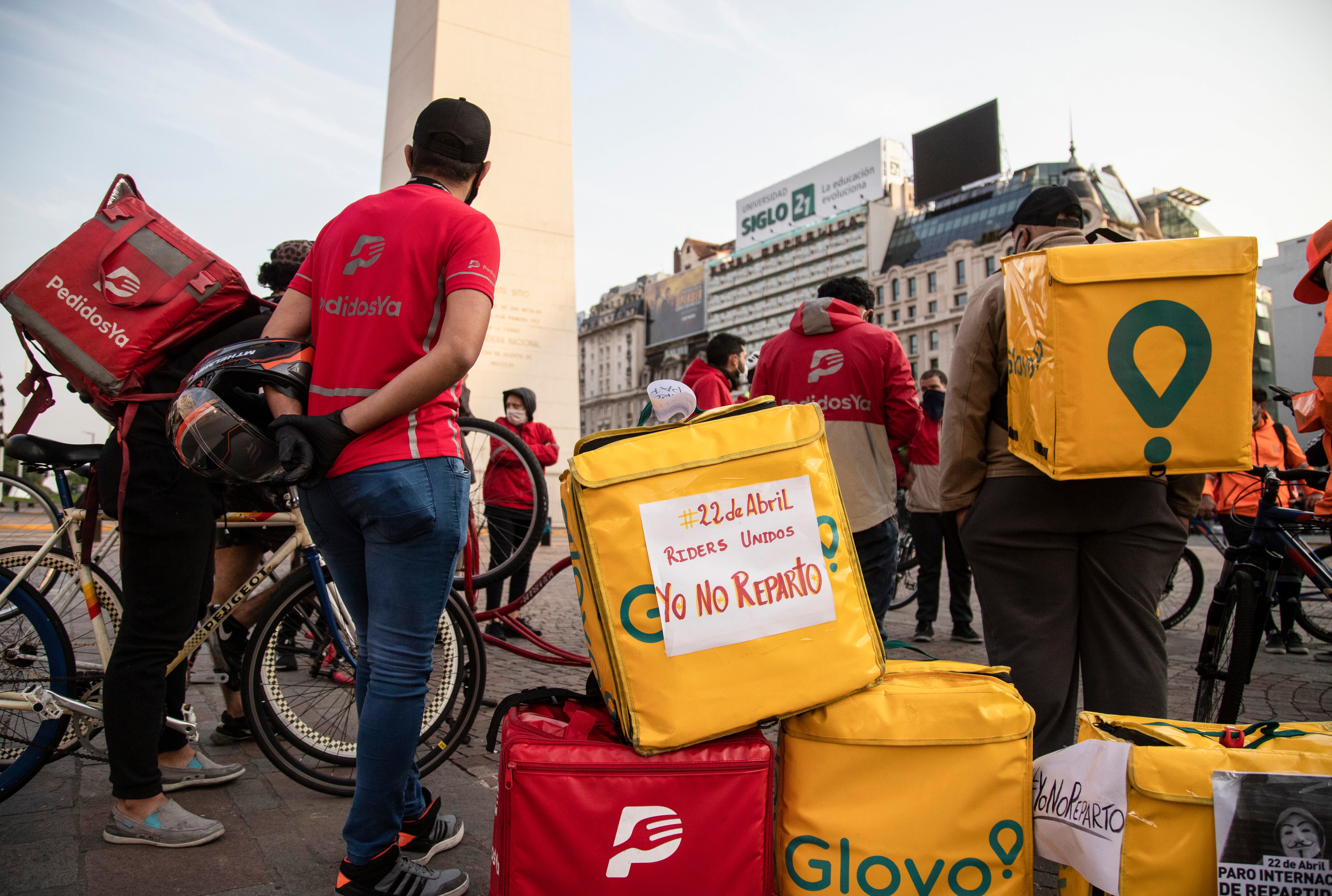 La Legislatura de la Ciudad de Buenos Aires está discutiendo una ley para regular la actividad. 