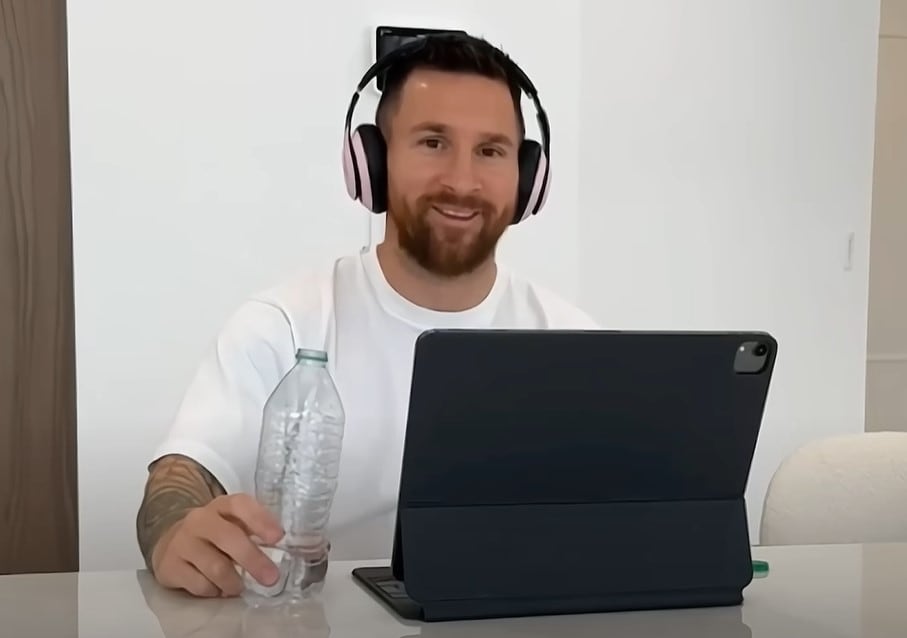 "La música tranquiliza mi mente, me ayuda a mantener la calma y la relajación", explicó Messi.