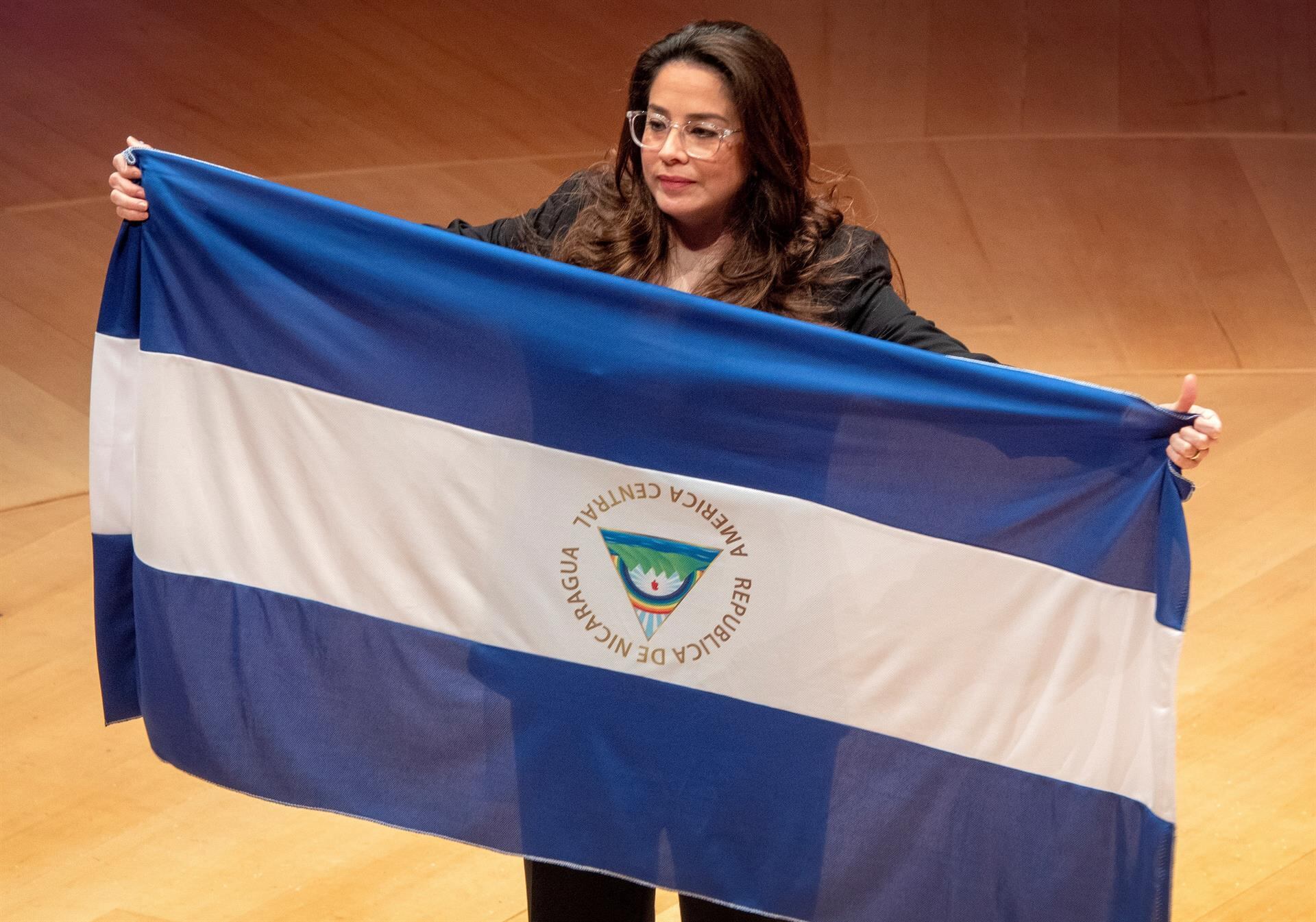 Berta Valle, esposa del detenido precandidato presidencial Félix Maradiaga.