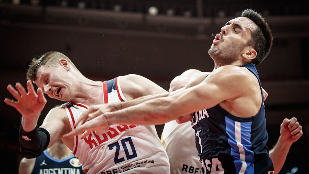 Campazzo, una figura que no le escapa al cuerpo a cuerpo.