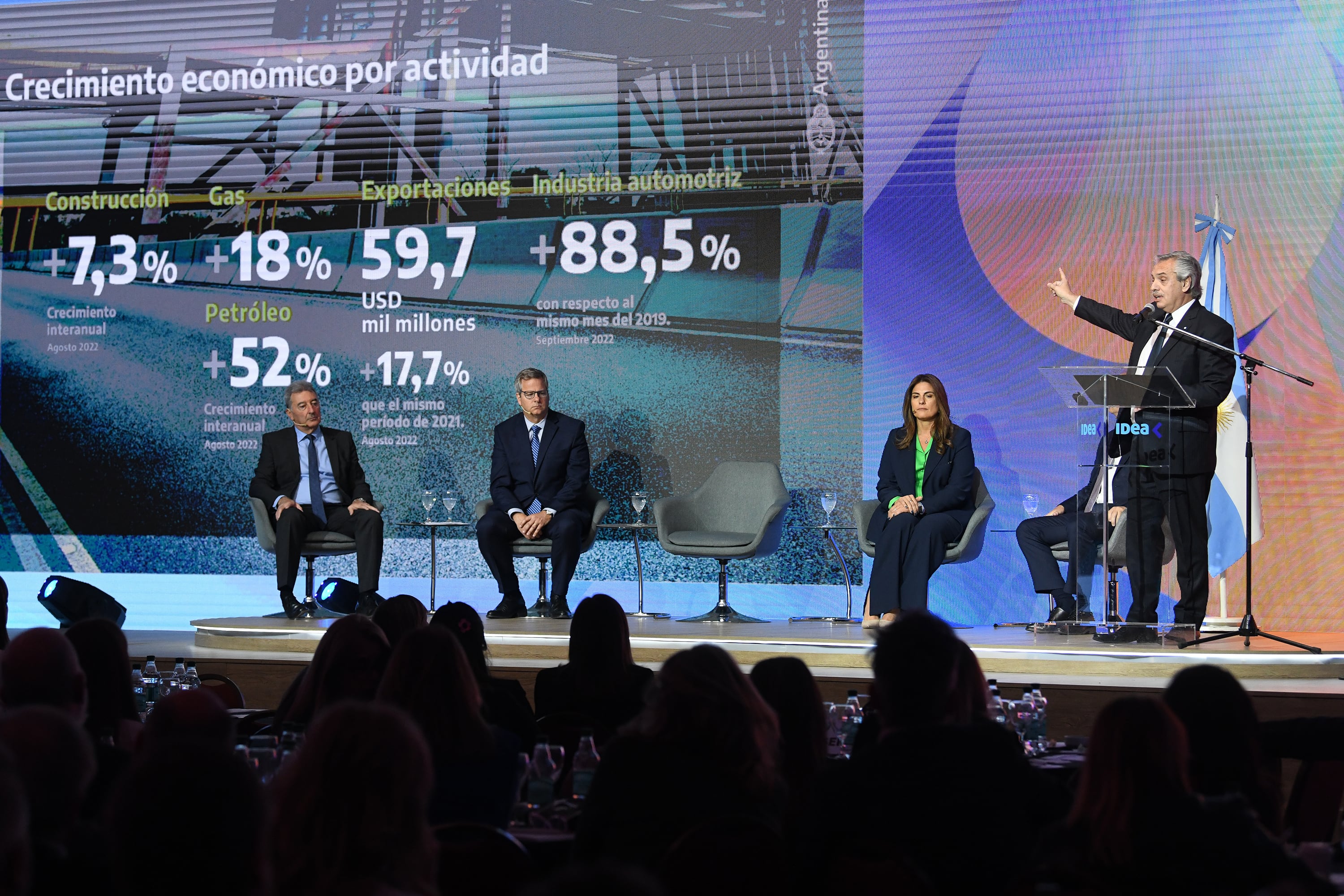 El cierre estuvo a cargo de Alberto Fernández que se diferenció del gobierno de Mauricio Macri.