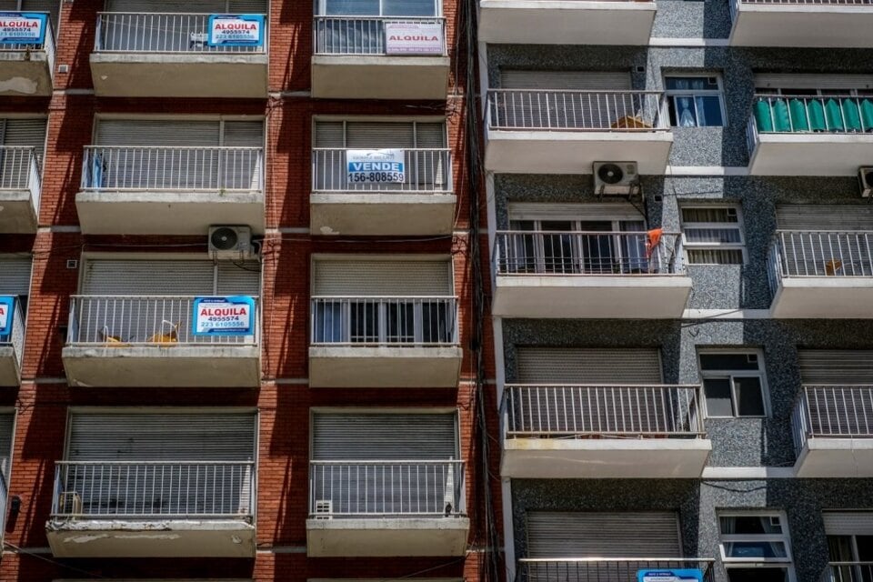 El 87% de los contratos de alquiler firmados tras el DNU de Milei tiene una actualización  cada 6 meses o menos