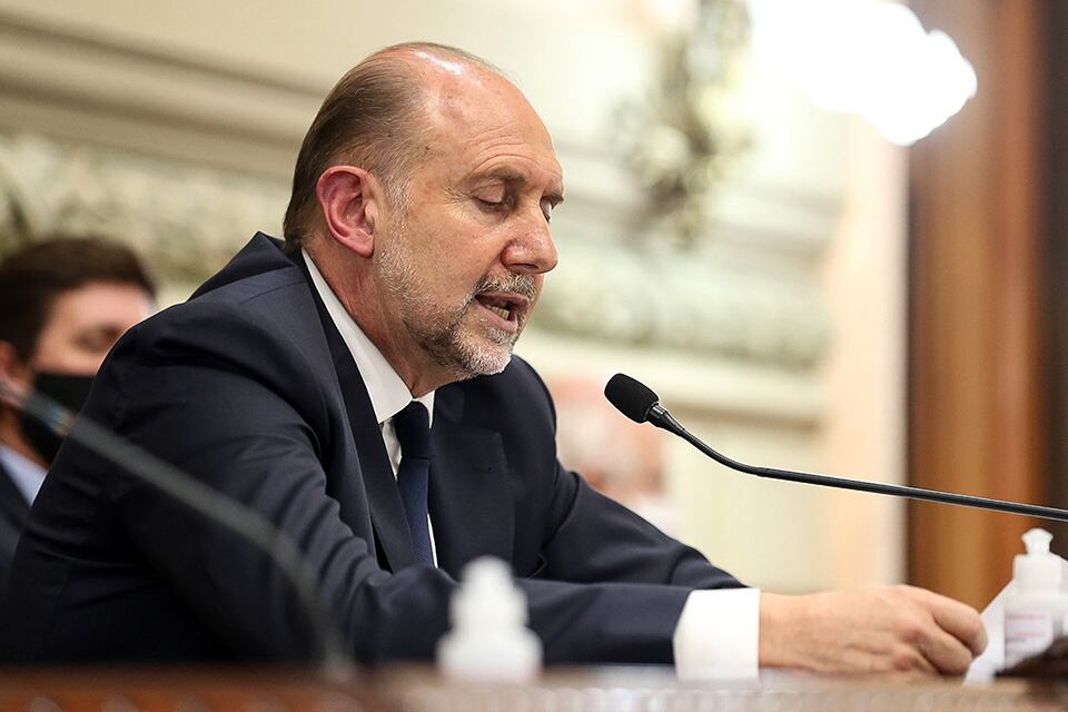 Al tope de la lista de Perotti están las tres leyes de Seguridad