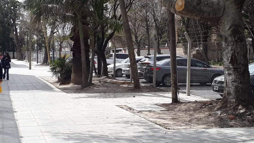 Desde agosto, los tribunales de Comodoro Py se apropiaron del acceso al Polo Educativo Mugica.
