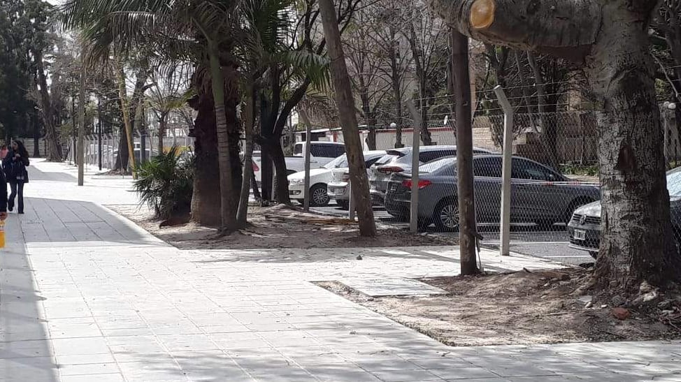 Desde agosto, los tribunales de Comodoro Py se apropiaron del acceso al Polo Educativo Mugica.