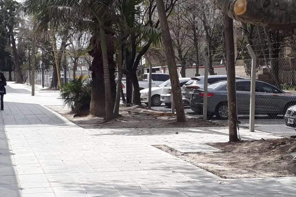 Desde agosto, los tribunales de Comodoro Py se apropiaron del acceso al Polo Educativo Mugica.