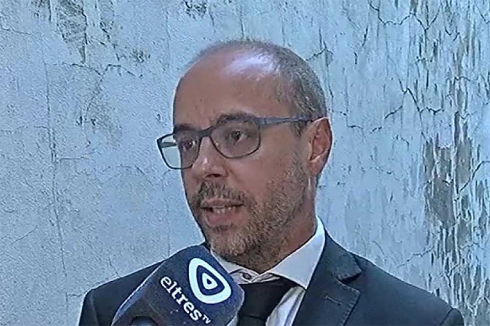 El juez penal juvenil Alejandro Cardinale firmó el pronunciamiento.