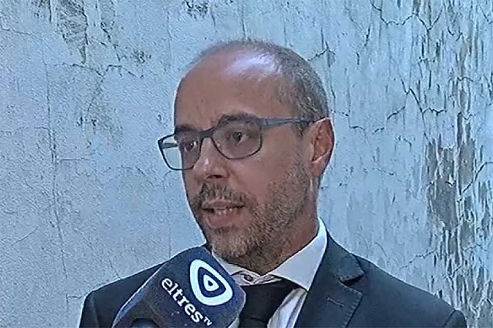 El juez penal juvenil Alejandro Cardinale firmó el pronunciamiento.