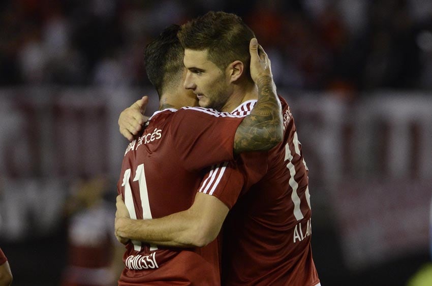 Alario festeja con Driussi