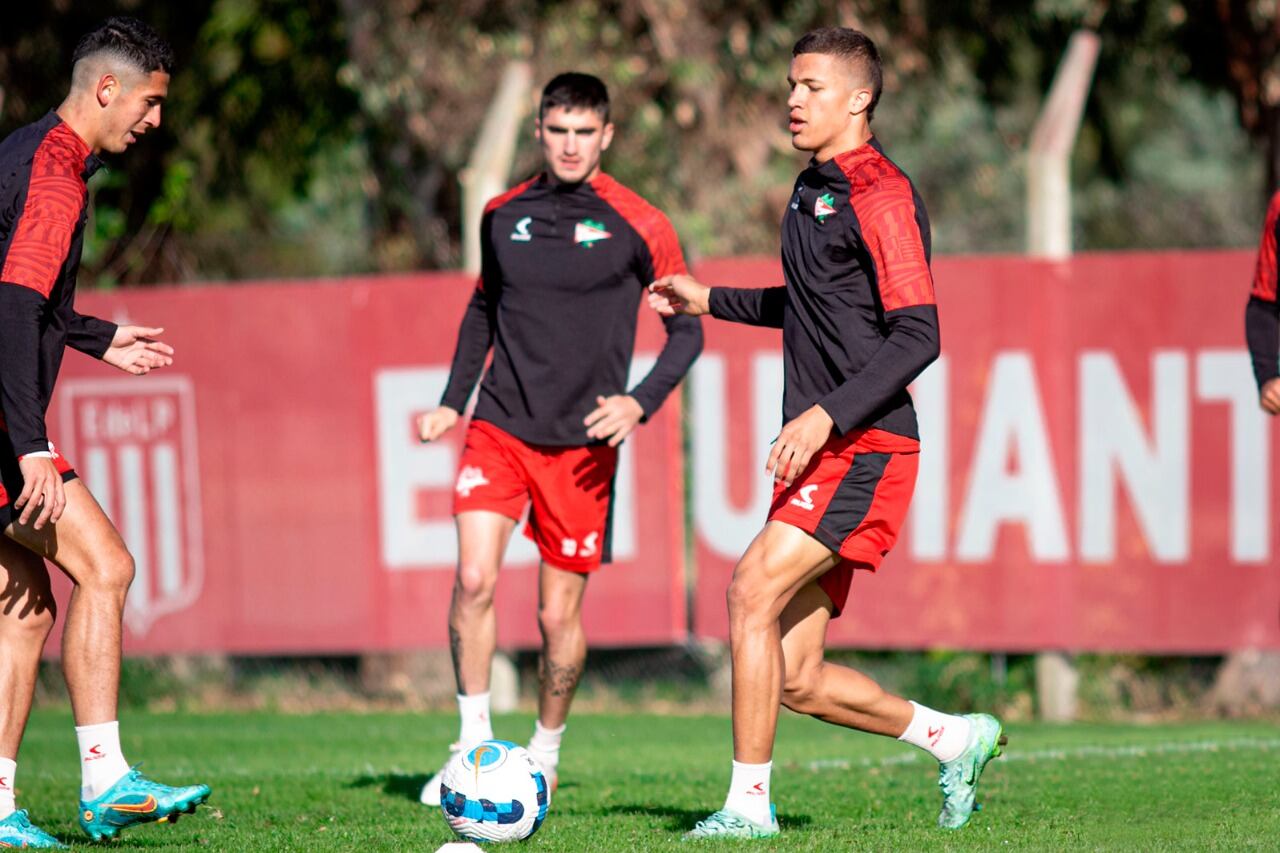 El Pincha es puntero en la Libertadores y en la Copa de la Liga