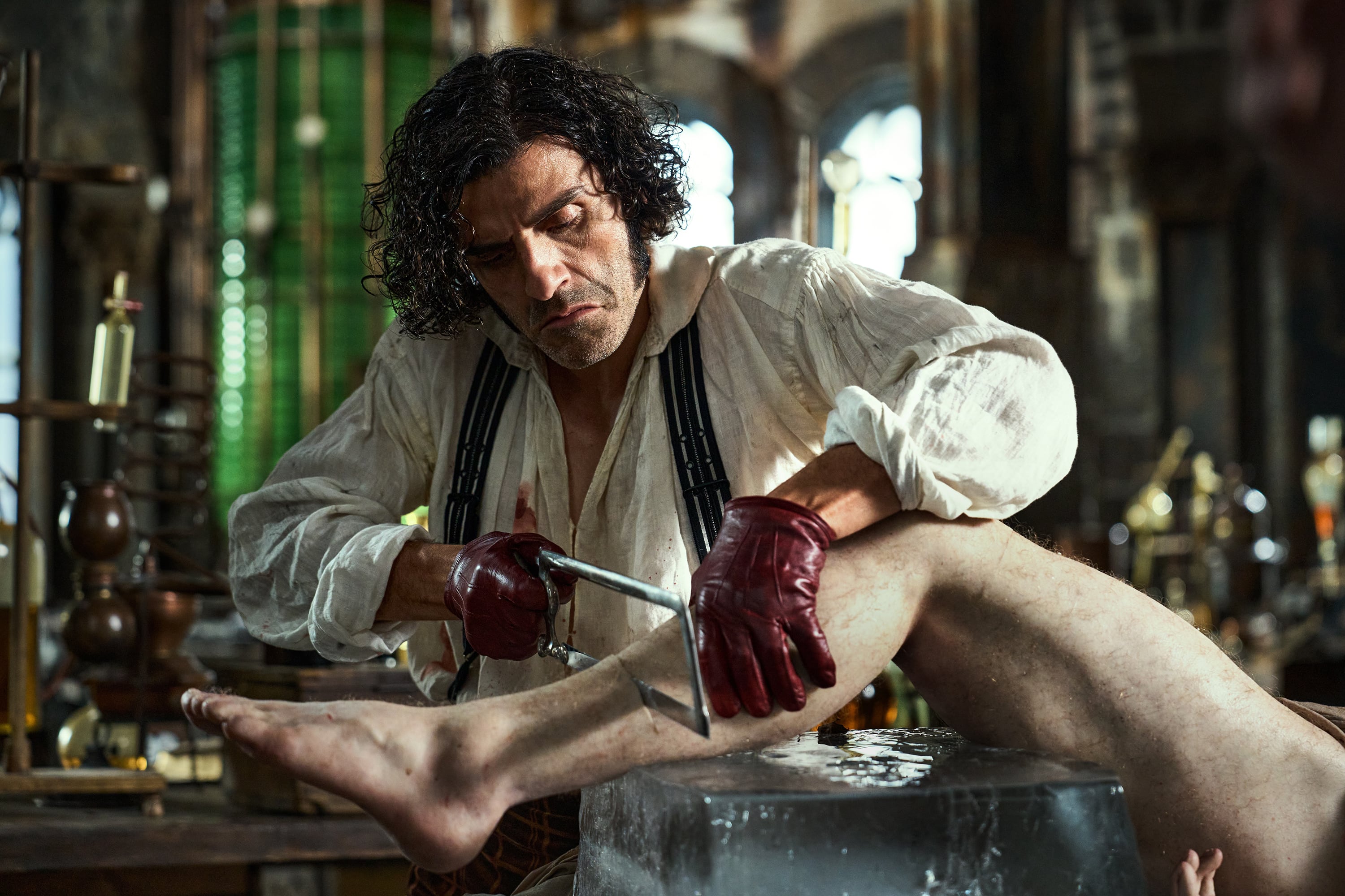 "Frankestein" se estrena este jueves en salas y desde el 7 de noviembre estará disponible en Netflix. 