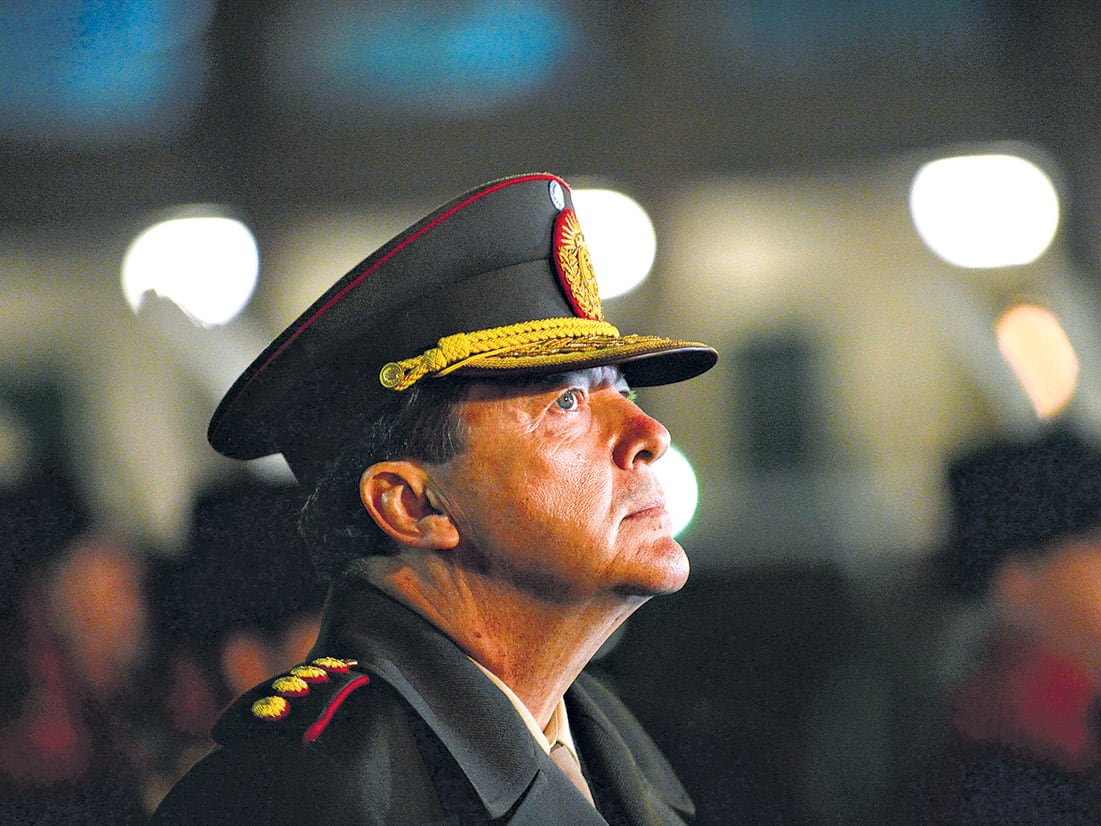 El ex jefe del Ejército César Milani quedó detenido ayer por orden del juez federal Daniel Herrera Piedrabuena.