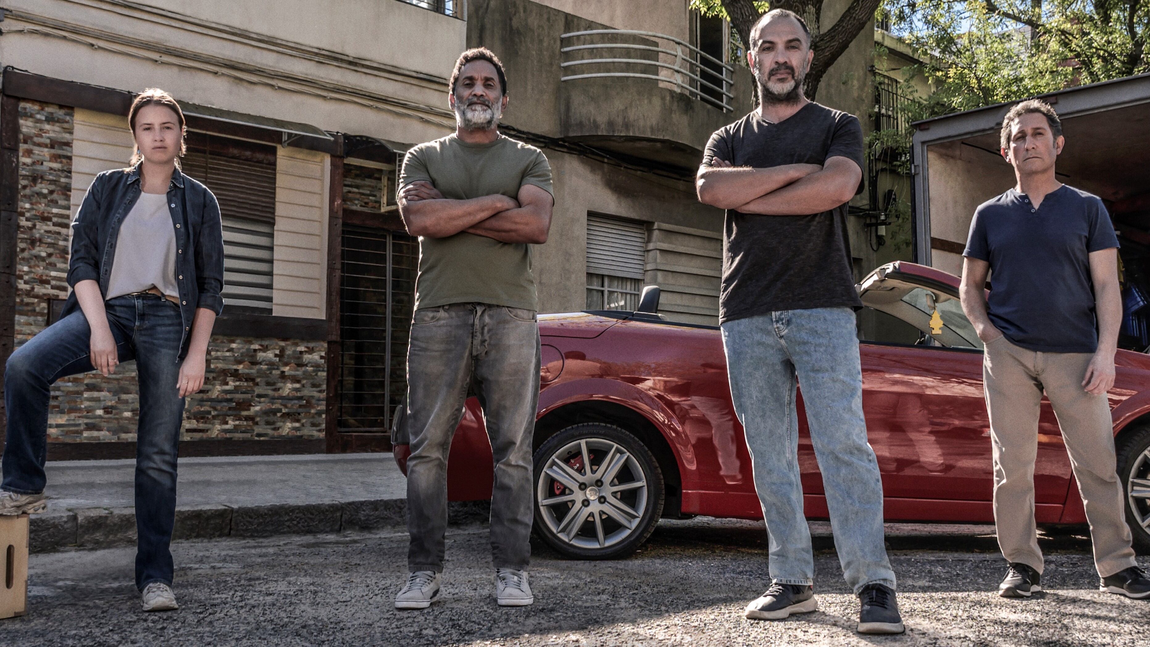 Adrián Caetano junto a sus protagonistas.
