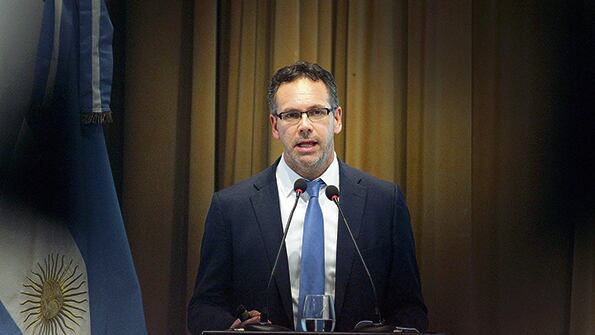 Guido Sandleris, presidente del Banco Central. Sigue quitándole dinero al mercado pagando exorbitantes tasas a las entidades.