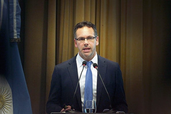 Guido Sandleris, presidente del Banco Central. Sigue quitándole dinero al mercado pagando exorbitantes tasas a las entidades.