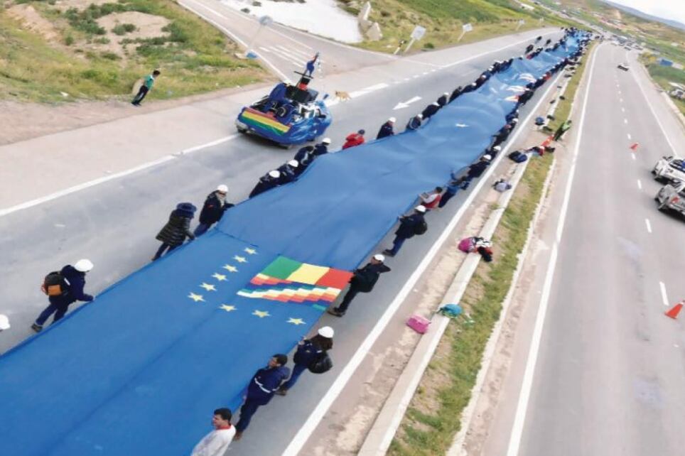La bandera de reivindicación marítima de Bolivia.