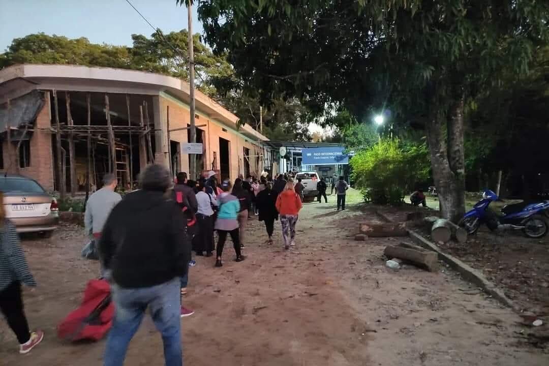 El acceso al Puerto de Chalanas. El alambrado se extendería en el sector derecho