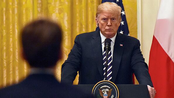 “Si ella aparece y realiza una exposición creíble, sería muy interesante,” desafió Trump.