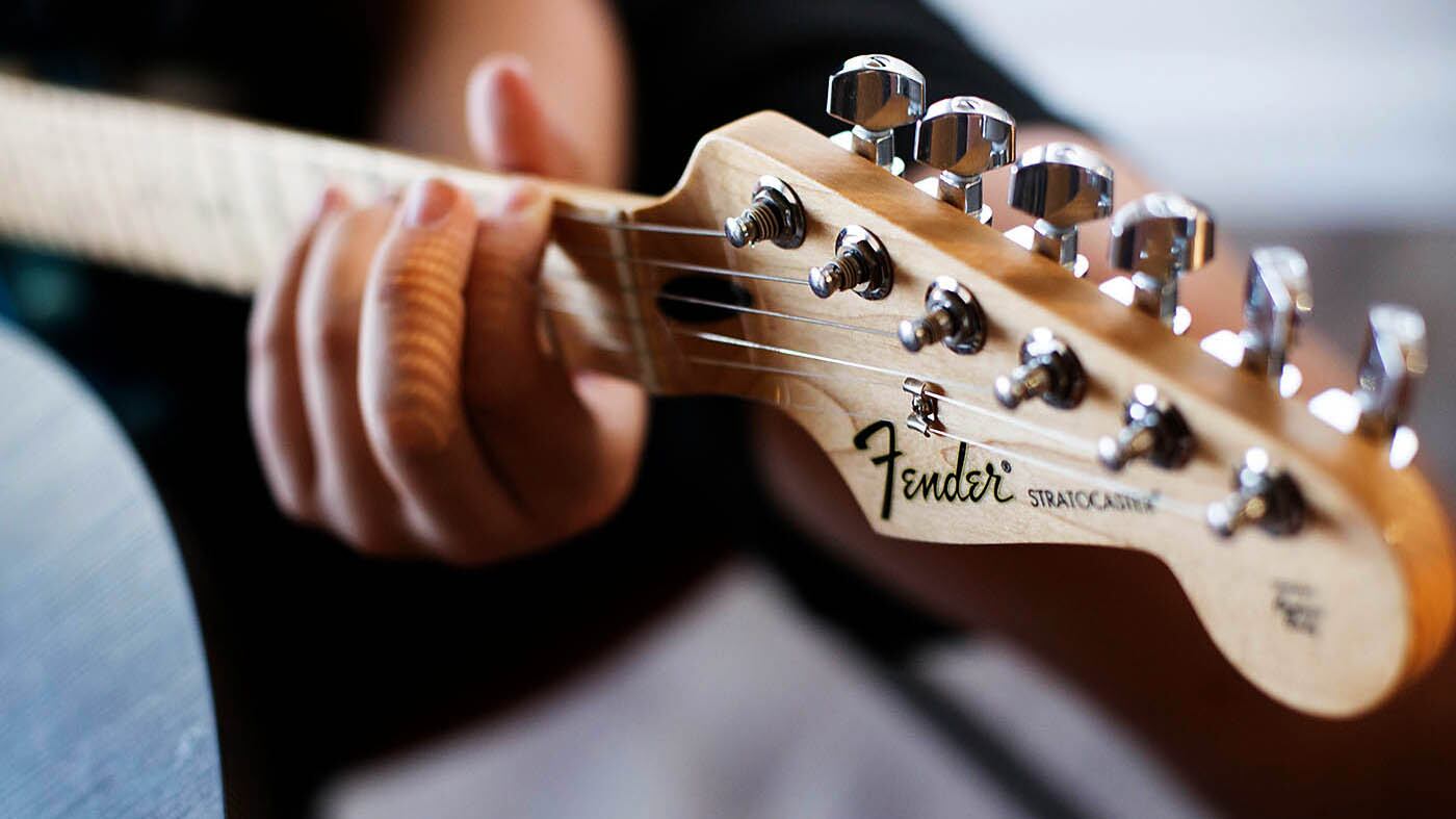 En 2018, Fender vendió guitarras por 500 mllones de dólares.