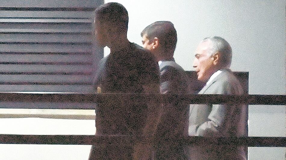 Temer lidera el derechista Movimiento Democrático Brasileño.