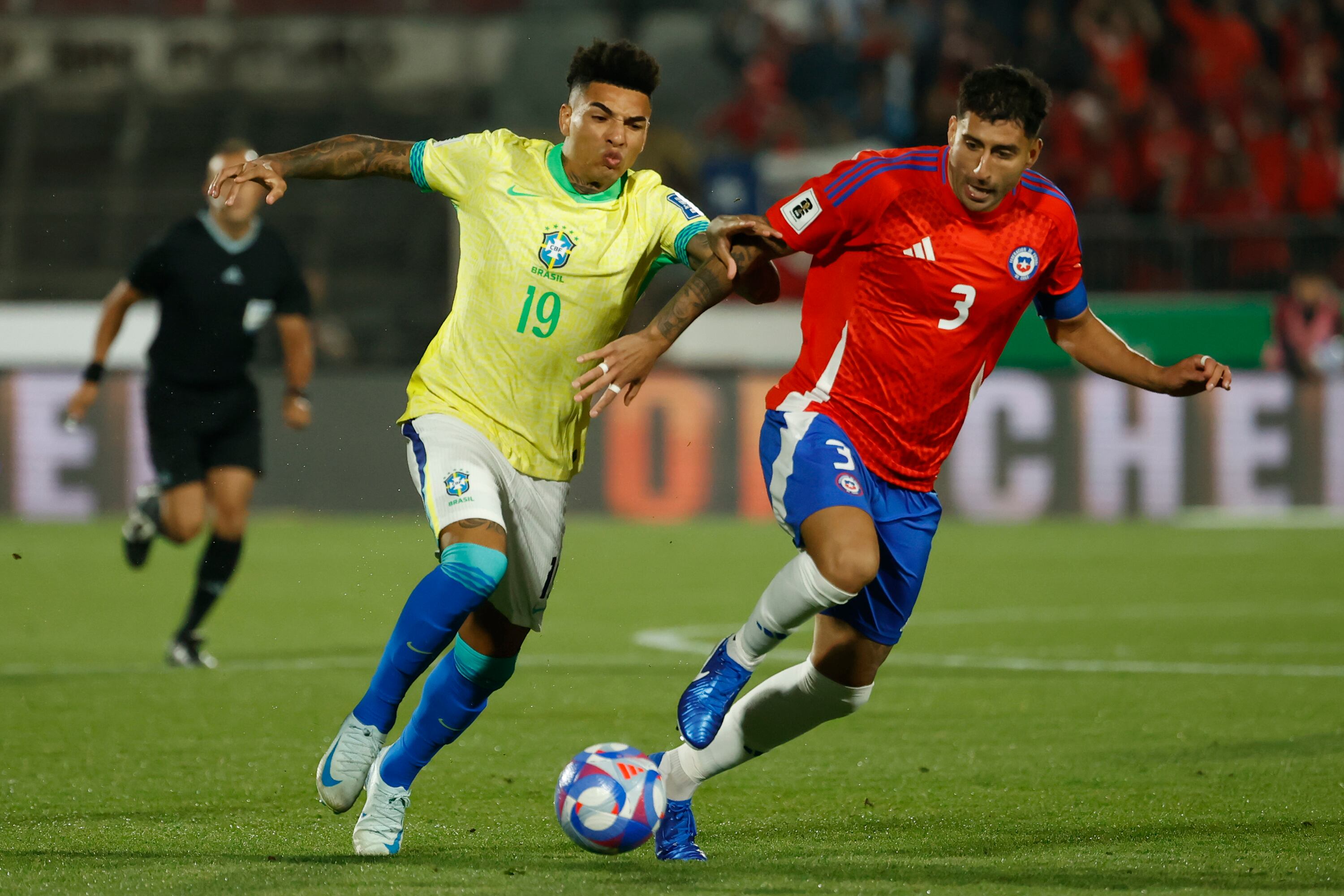 Igor Jesus, del Botafogo, metió uno de los goles brasileños.