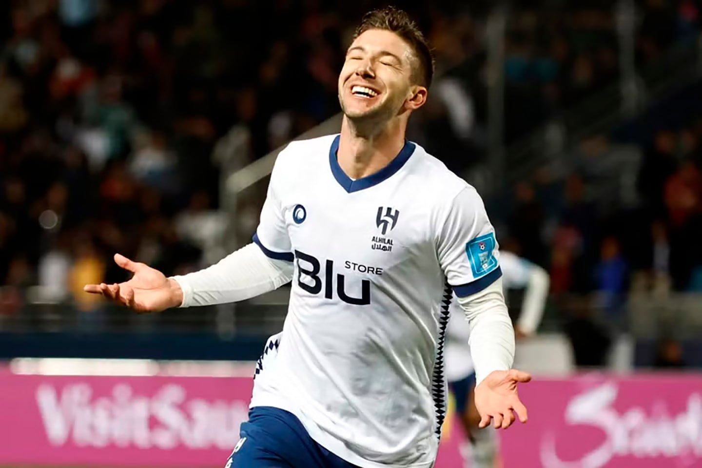 Luciano Vietto, goleador en el Al-Qadsiah.