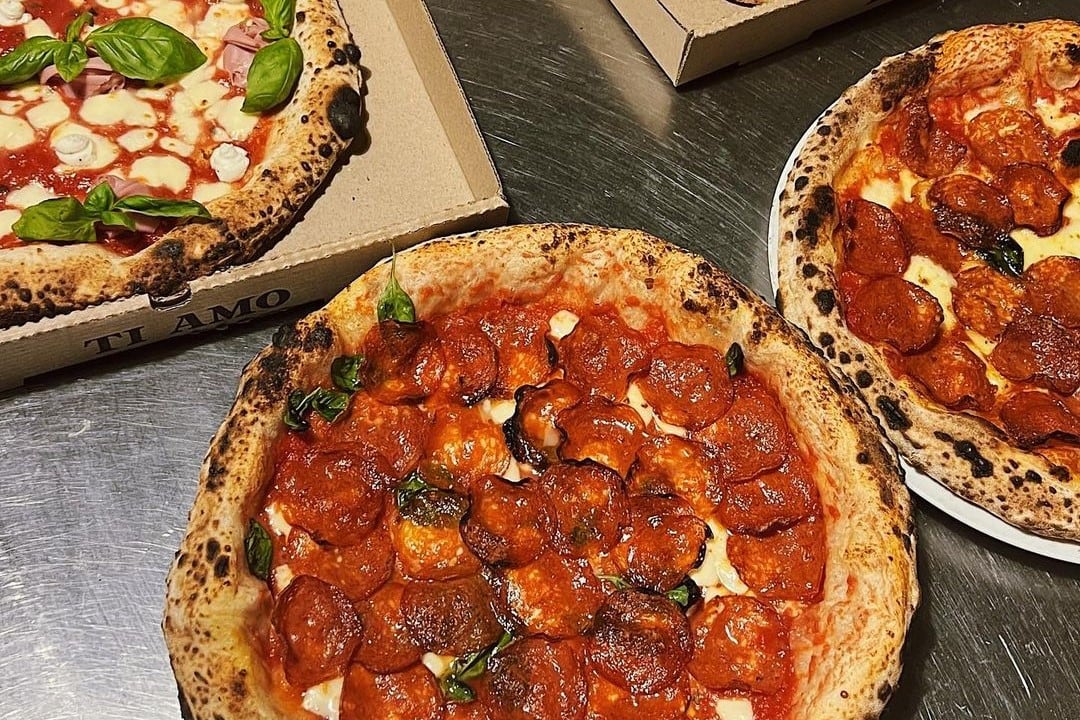 Una pizzería argentina fue seleccionada entre las 50 mejores del mundo. (Foto: @tiamo.pizzeria).