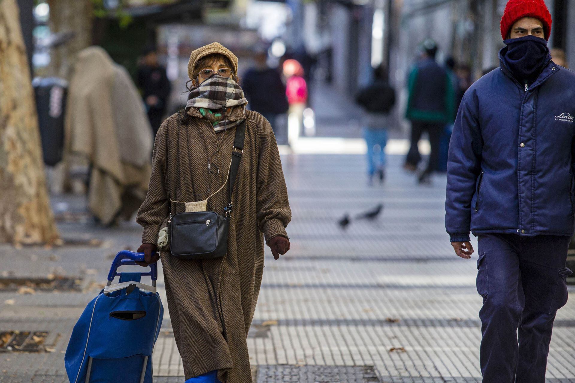 Fin de semana congelado: la ola polar avananza y hay 9 provincias en alerta por frío extremo