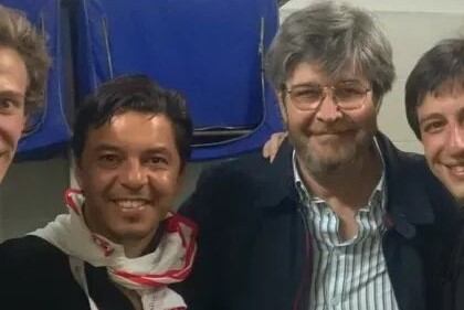  Berros fue periodista, dedicándose como corresponsal de El Gráfico en Rosario