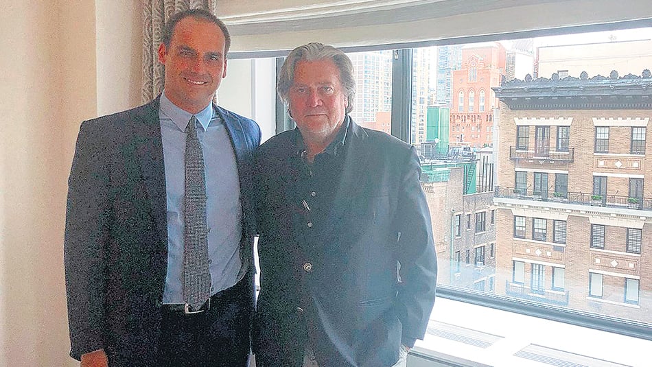 Eduardo Bolsonaro con Steve Bannon, ex jefe de campaña de Trump.